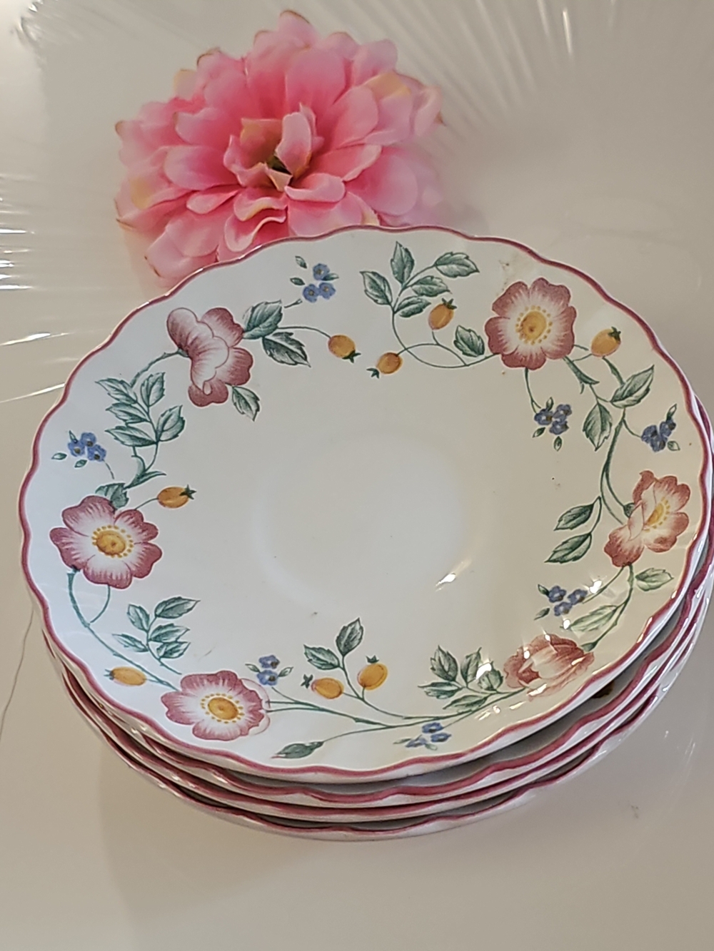 Set 4 Fine English Tableware White Saucer Plate with Pink Floral Scalloped Rim